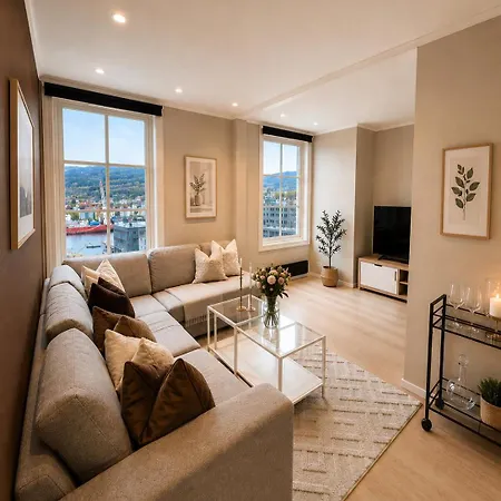 Bright Nordic With Sea & Mountain Views * Bergen